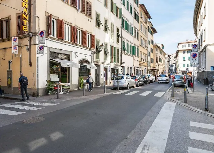 Guesthost - Cozy Gem In Santa Croce